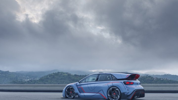Koncepční Hyundai RN30 ukazuje podobu budoucí sportovní verze klasické i30.