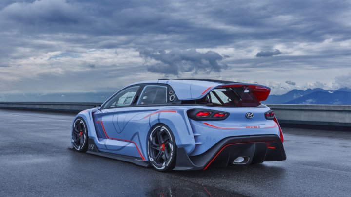 Koncepční Hyundai RN30 ukazuje podobu budoucí sportovní verze klasické i30.