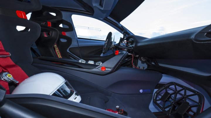 Koncepční Hyundai RN30 ukazuje podobu budoucí sportovní verze klasické i30.