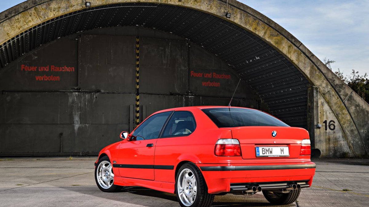BMW M3 Compact (E36)