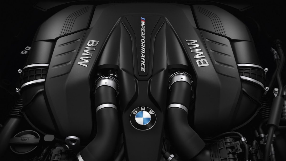 BMW M550i xDrive