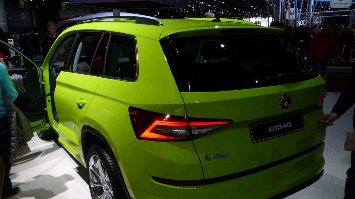 Na autosalonu v Paříži jsme nabírali první dojmy z nového SUV Škoda Kodiaq.