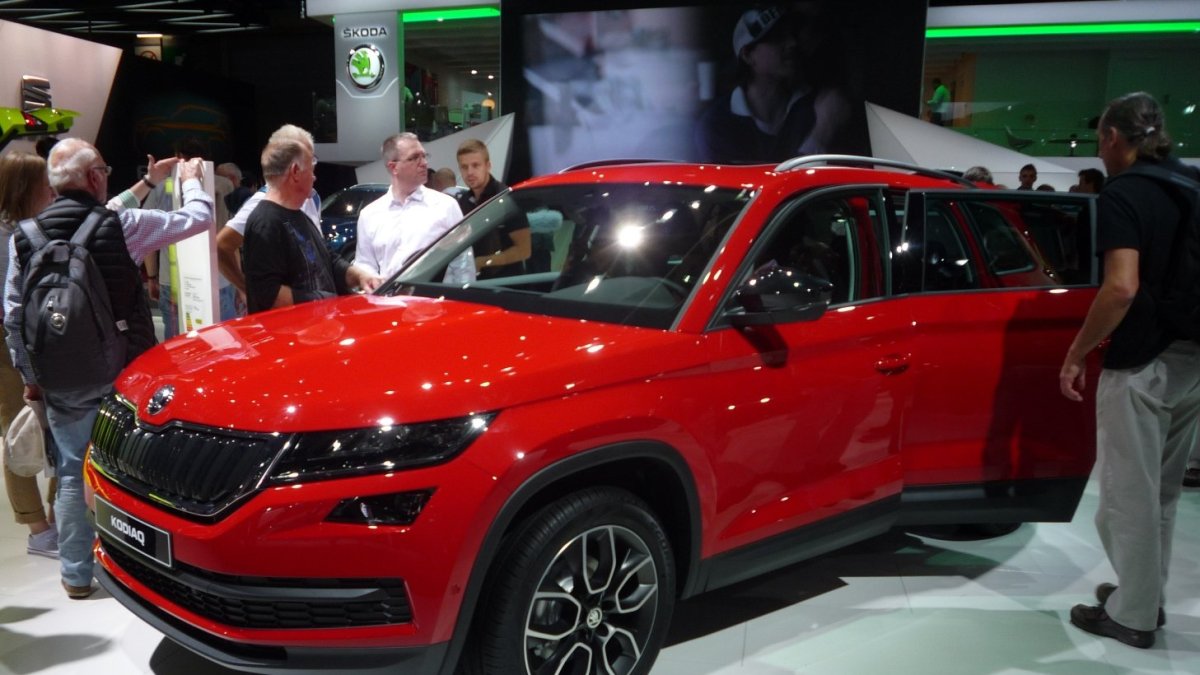 Na autosalonu v Paříži jsme nabírali první dojmy z nového SUV Škoda Kodiaq.