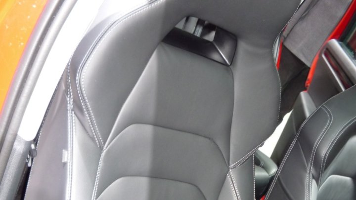 Na autosalonu v Paříži jsme nabírali první dojmy z nového SUV Škoda Kodiaq.