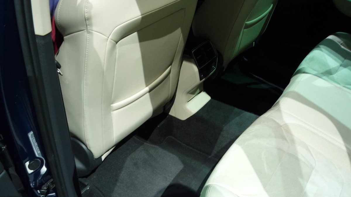 Na autosalonu v Paříži jsme nabírali první dojmy z nového SUV Škoda Kodiaq.