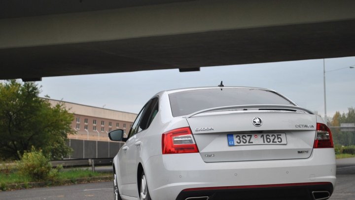 Škoda Octavia RS TDI 4x4 (2016)