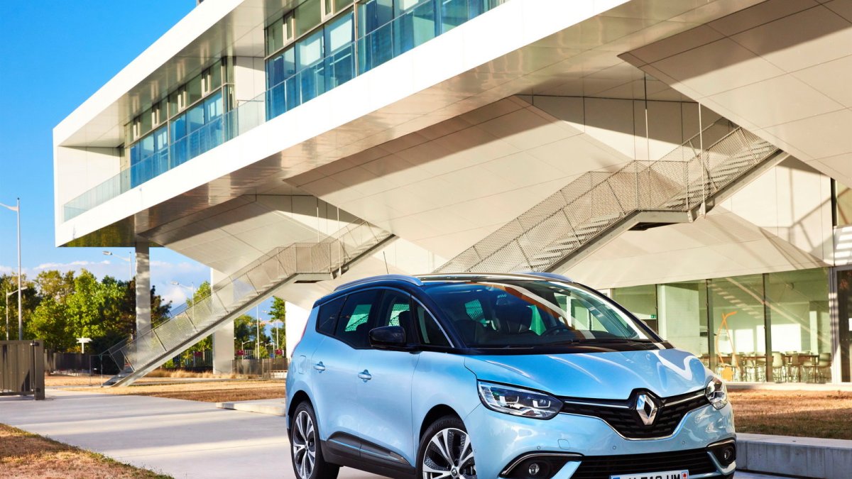 Na český trh vstupují Renault Scénic a Grand Scénic.