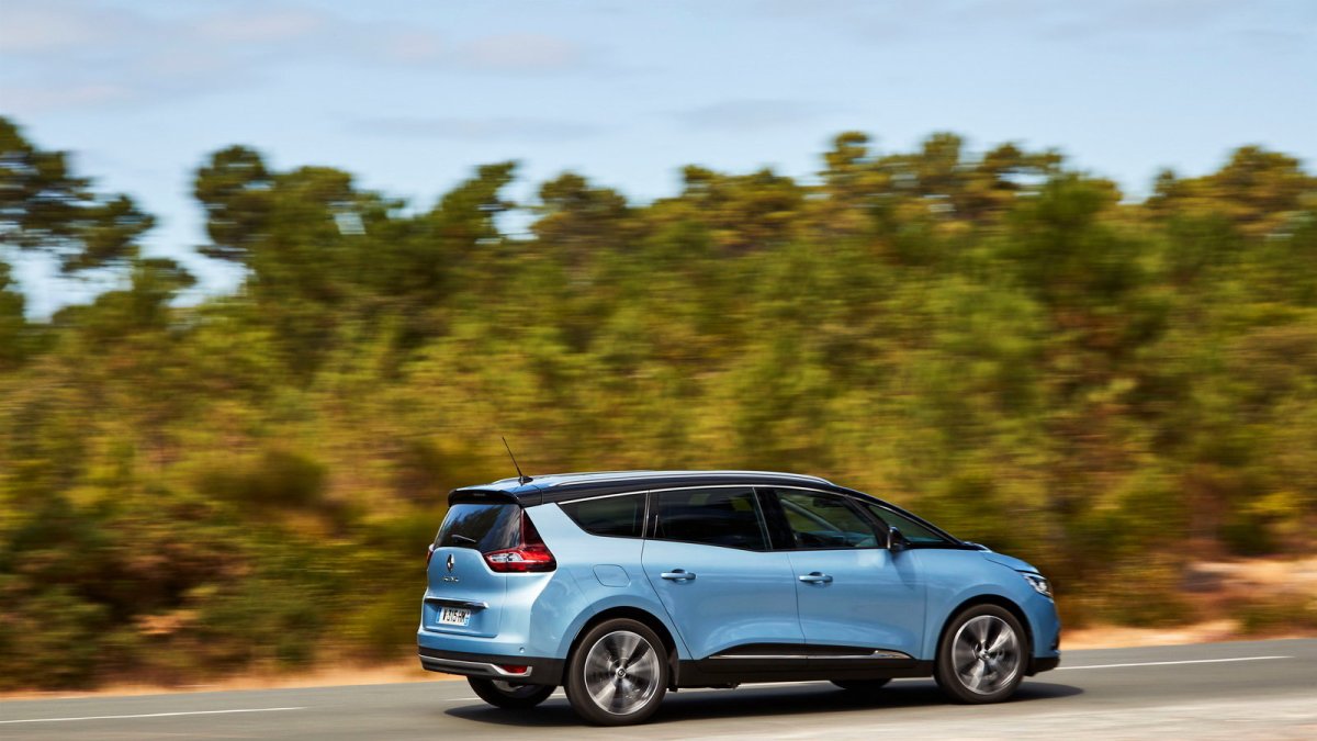 Na český trh vstupují Renault Scénic a Grand Scénic.