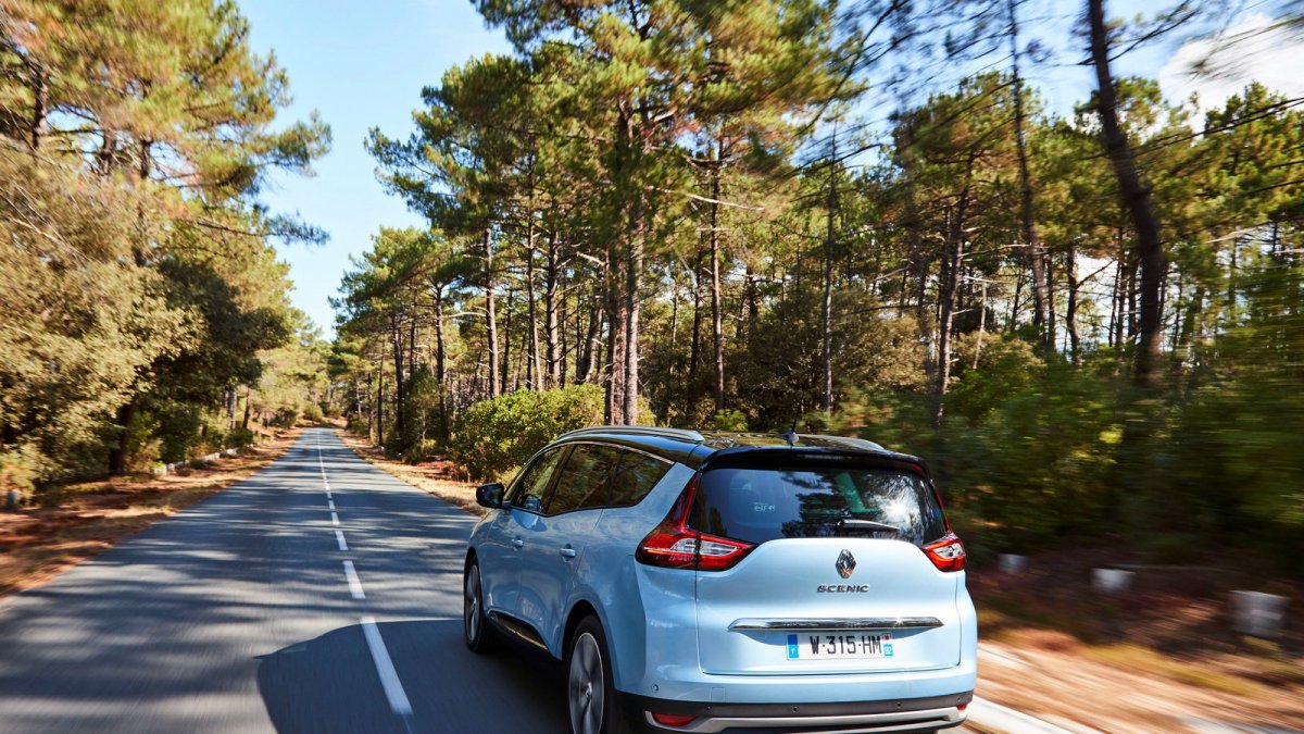 Na český trh vstupují Renault Scénic a Grand Scénic.