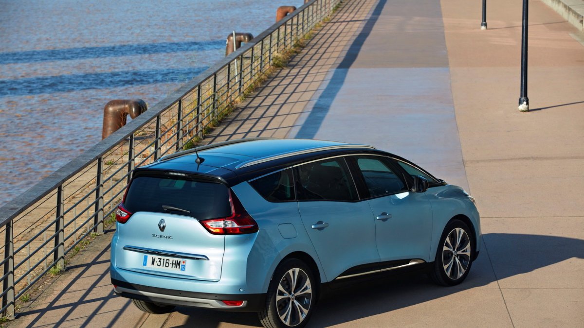 Na český trh vstupují Renault Scénic a Grand Scénic.