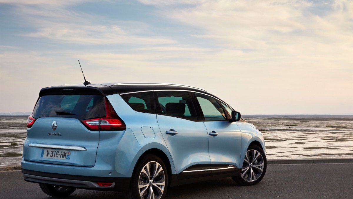 Na český trh vstupují Renault Scénic a Grand Scénic.