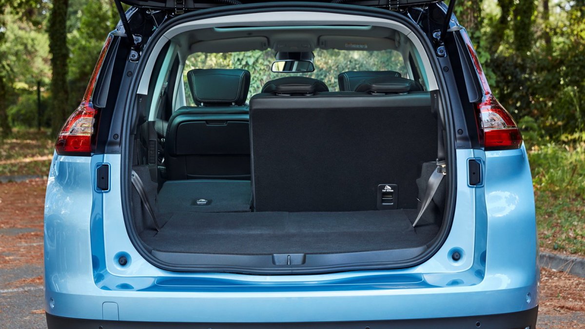 Na český trh vstupují Renault Scénic a Grand Scénic.