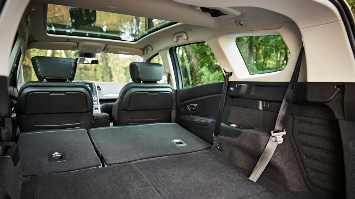 Na český trh vstupují Renault Scénic a Grand Scénic.