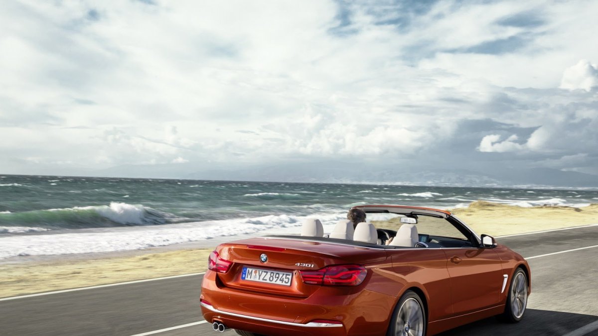 BMW řady 4 dostalo například nová LED světla a upravený interiér.