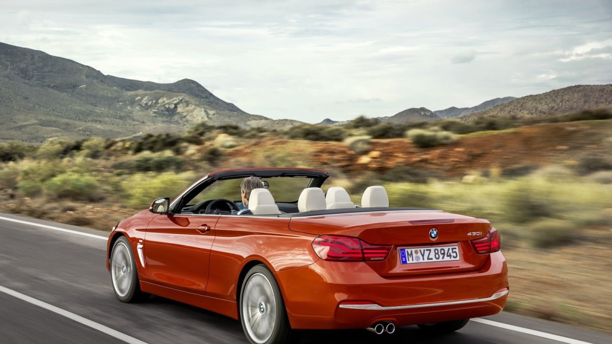 BMW řady 4 dostalo například nová LED světla a upravený interiér.