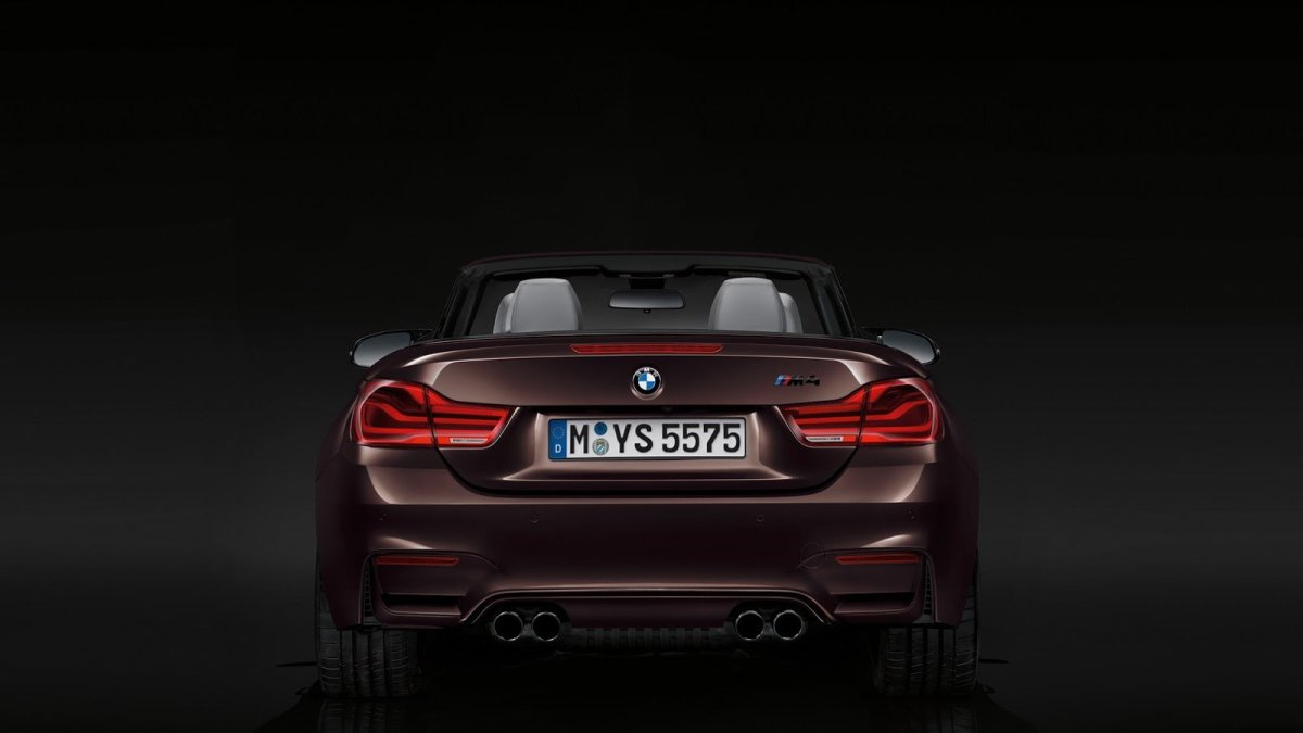 BMW řady 4 dostalo například nová LED světla a upravený interiér.