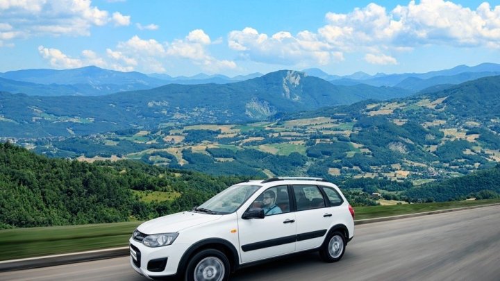 Lada Kalina Cross