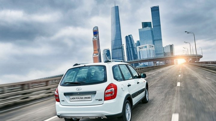 Lada Kalina Cross