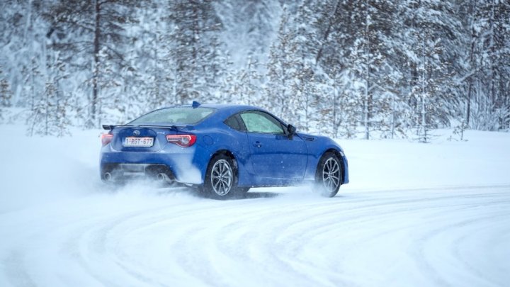 Na český trh míří omlazené Subaru BRZ.