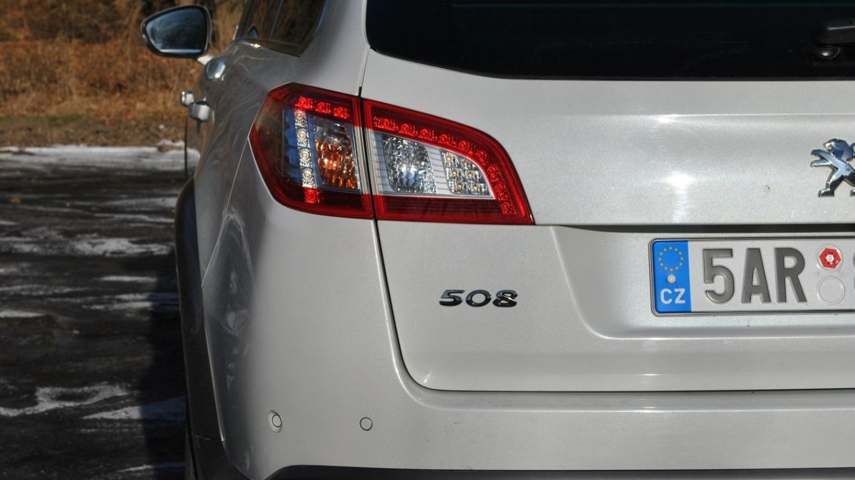 Peugeot 508 RXH 2.0 BlueHDI 180 (2017)