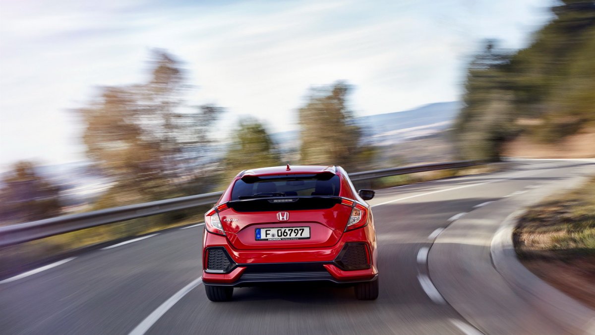 Honda Civic desáté generace přichází na náš trh.