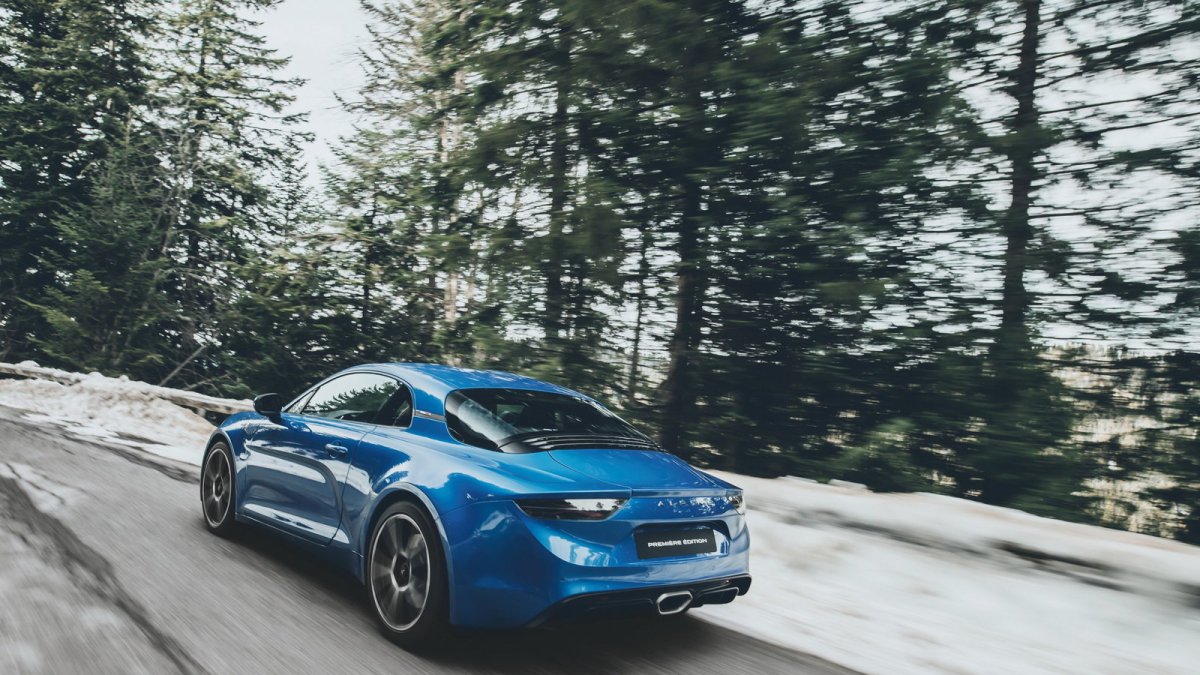 Alpine A110 je zpátky, v útrobách vozí turbo a dvouspojkový automat.