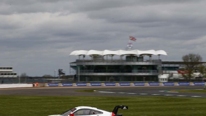 Porsche 911RSR posádky Richard Lietz, Frédéric Makowiecki
