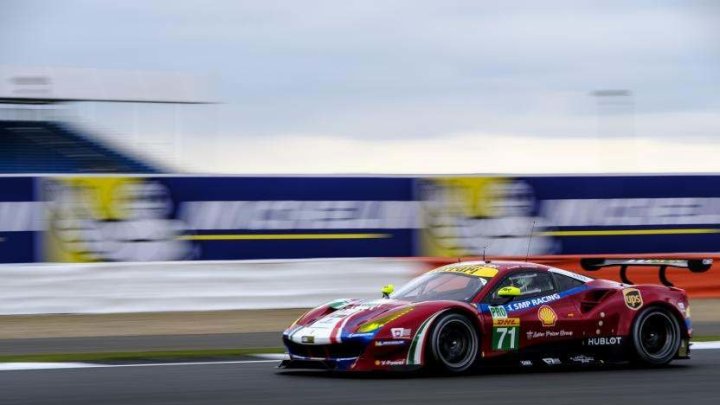AF Corse Ferrari 488GTE posádky Sam Bird, Davide Rigon