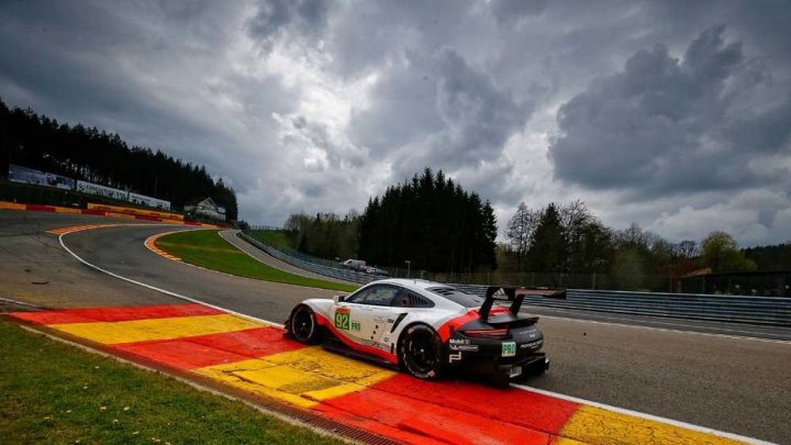 Porsche 911RSR s posádkou Kévin Estre, Michael Christensen