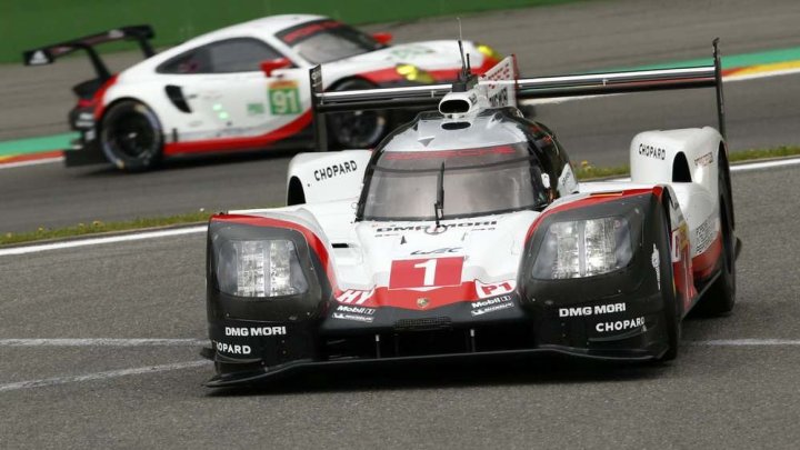 Prototyp Porsche 919 Hybrid s posádkou Neel Jani, André Lotterer, Nick Tandy
