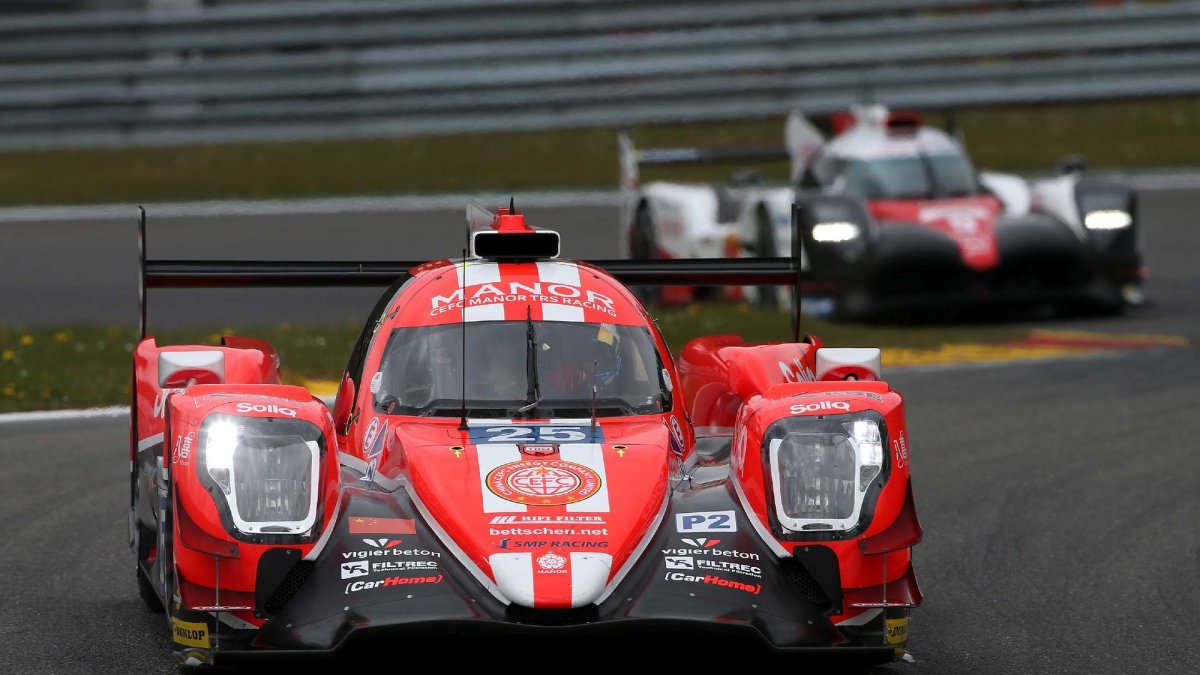 Prototyp LMP2 týmu CEFC Manor TRS Racing s posádkou Vitalij Petrov, Roberto Gonzales, Simon Trummer
