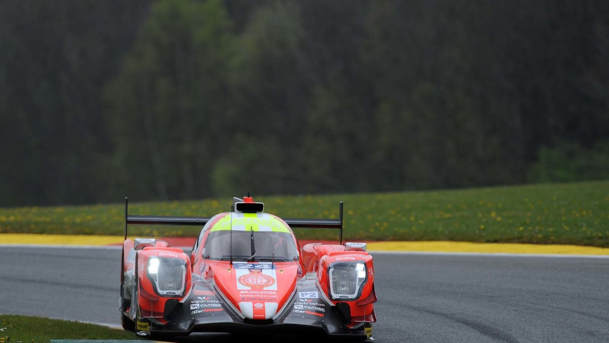 Prototyp LMP2 týmu CEFC Manor TRS Racing s posádkou Tor Graves, Jonathan Hirschi, Jean Eric Vergne