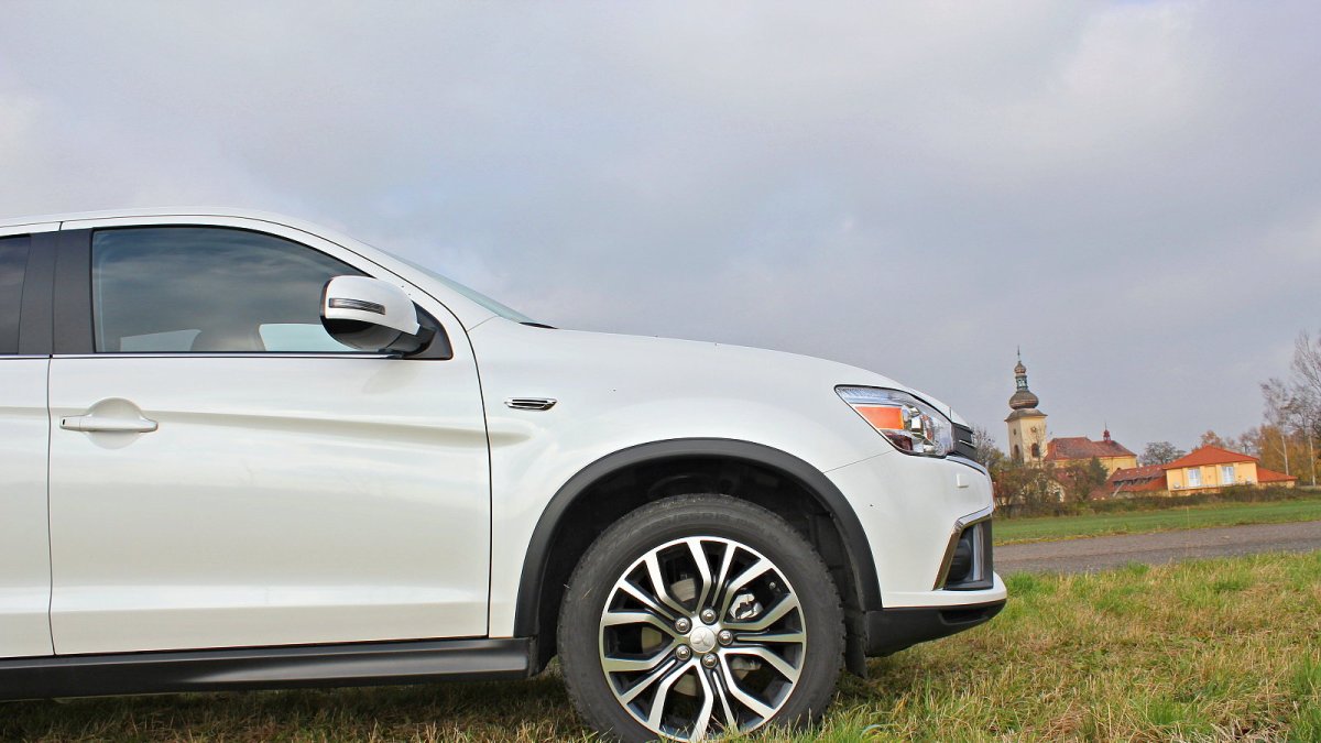 Omlazené Mitsubishi ASX 2018 ve výbavě INTENSE+