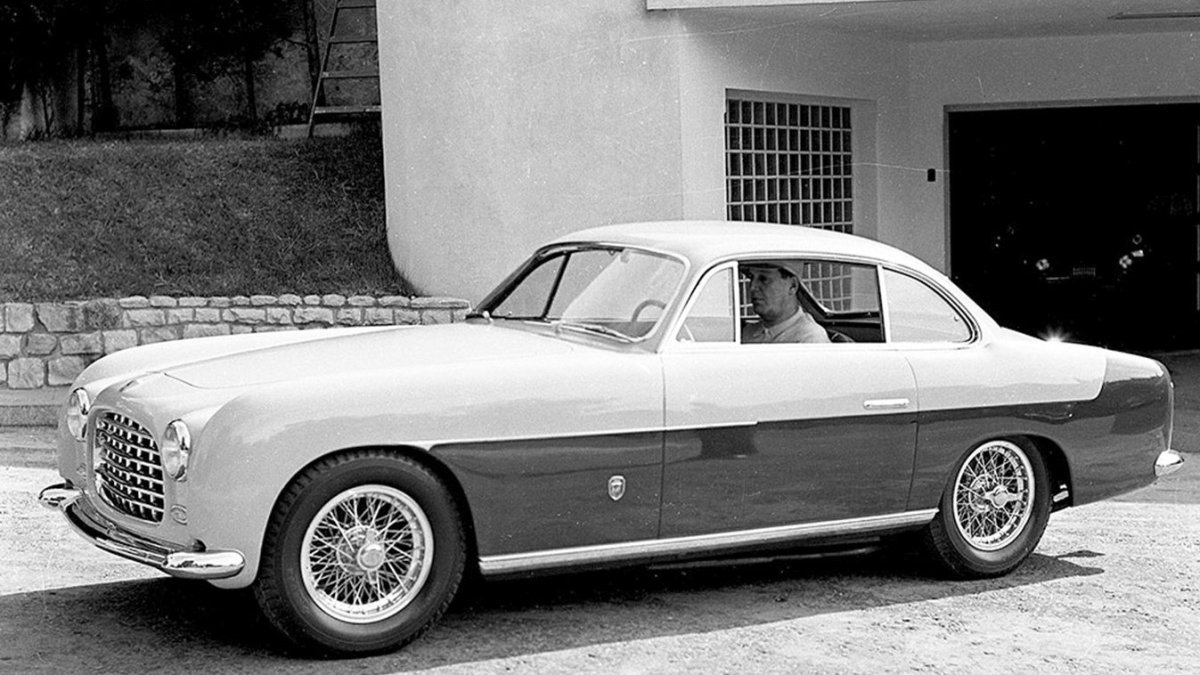 Juan Perón a jeho Ferrari 212 Inter Coupe by Ghia