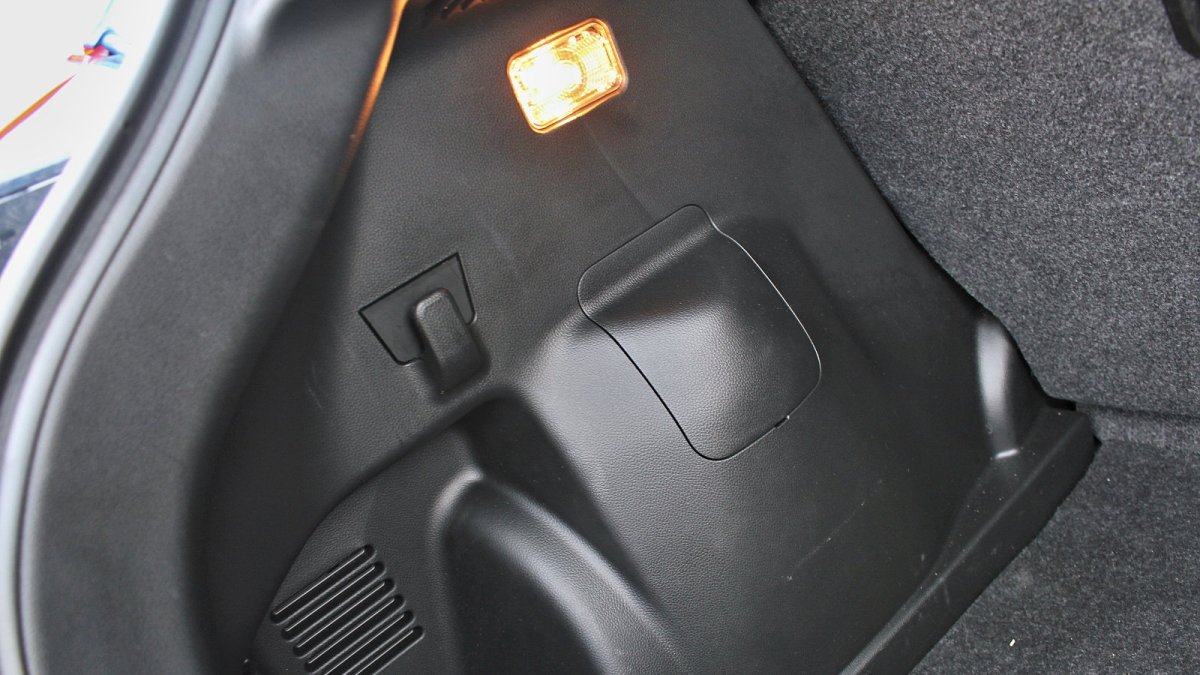 Suzuki Swift 1.0 SHVS