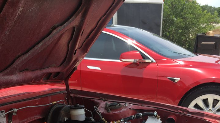 Toyota Celica se dočkala nového života jako elektromobil