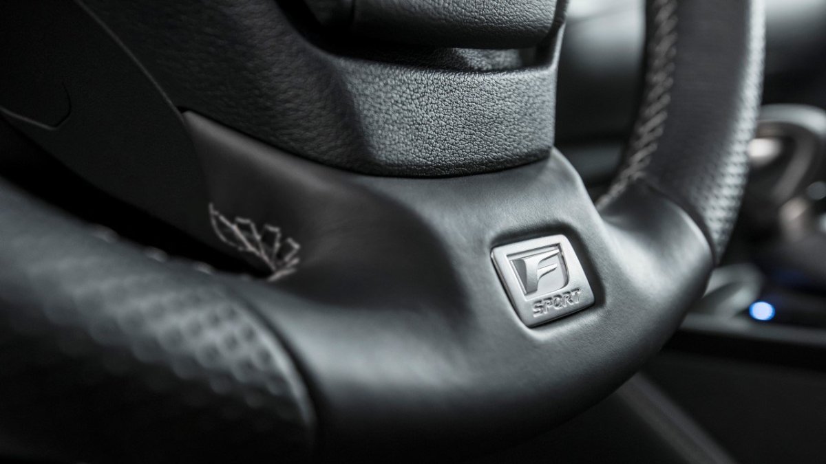 Nový Lexus ES F Sport