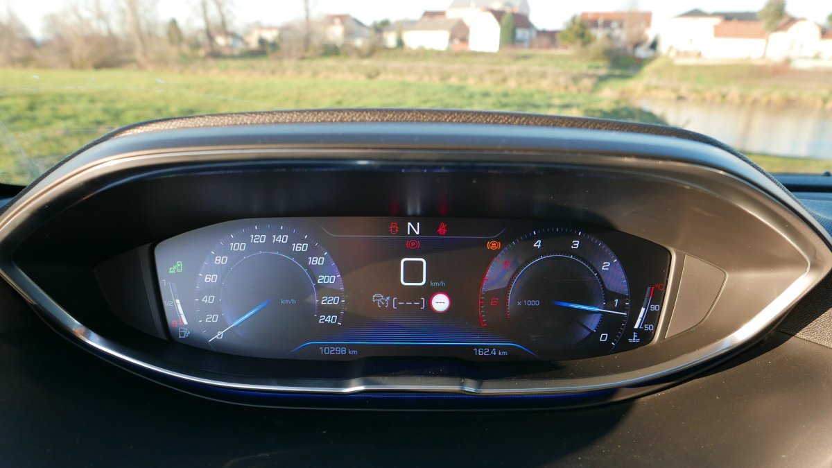 Peugeot 5008 GT 2.0 BlueHDi 180