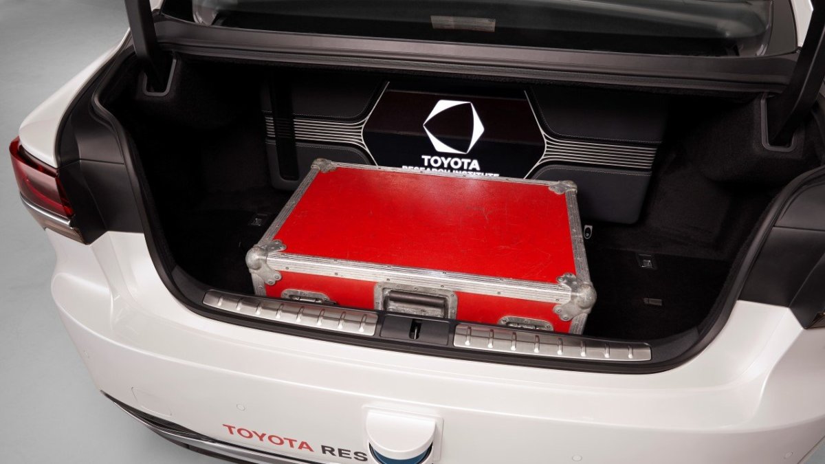 Toyota Research Institute testuje vůz pro plnou autonomii řízení