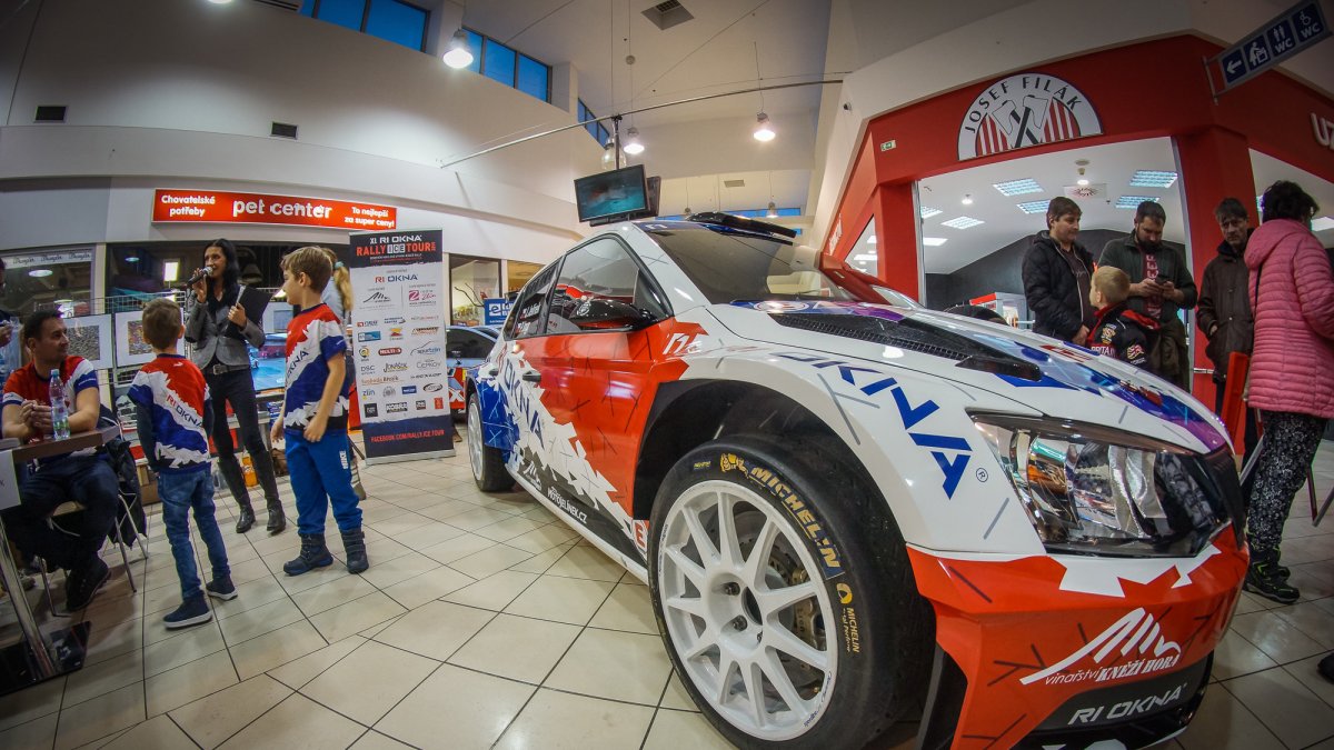 Rally Ice Tour