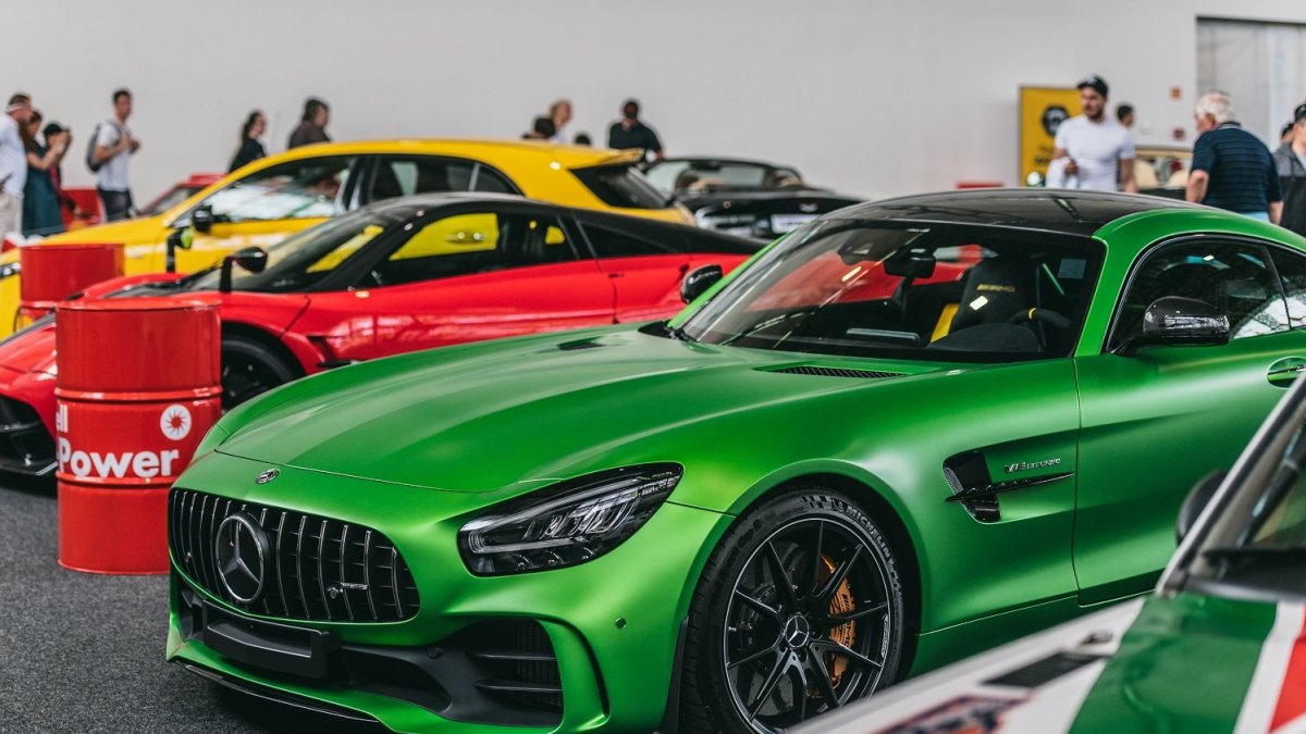 Záběry z šestého ročníku automobilové slavnosti Legendy