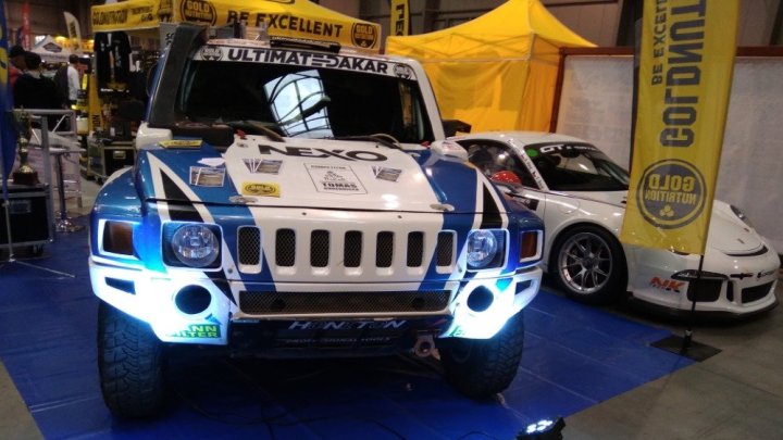 Racing Expo H3 a 911