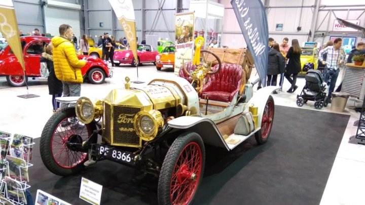 Racing Expo Ford
