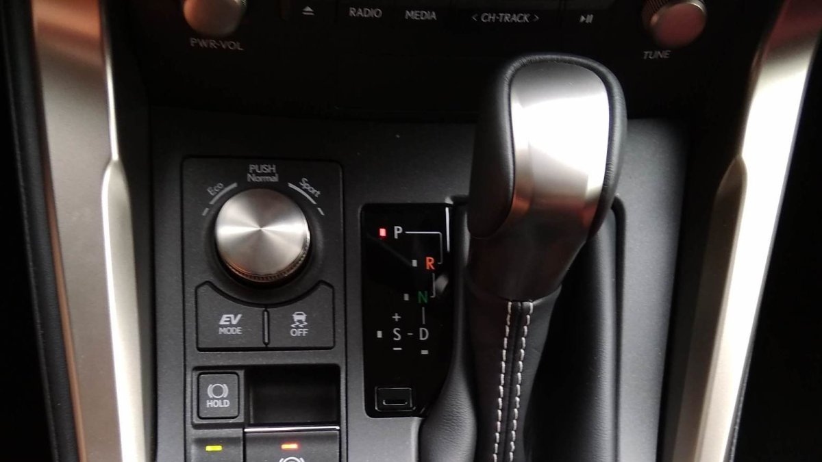 Lexus NX 300h
