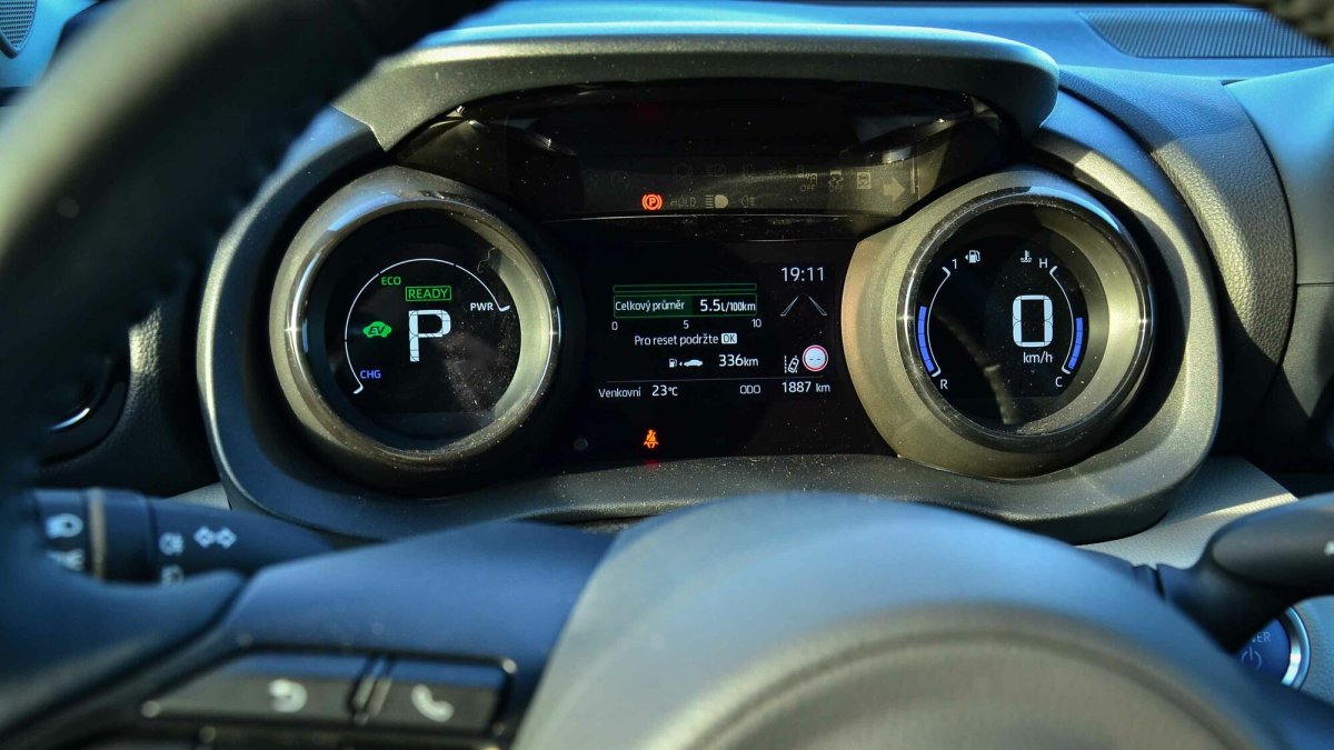 Toyota Yaris Hybrid