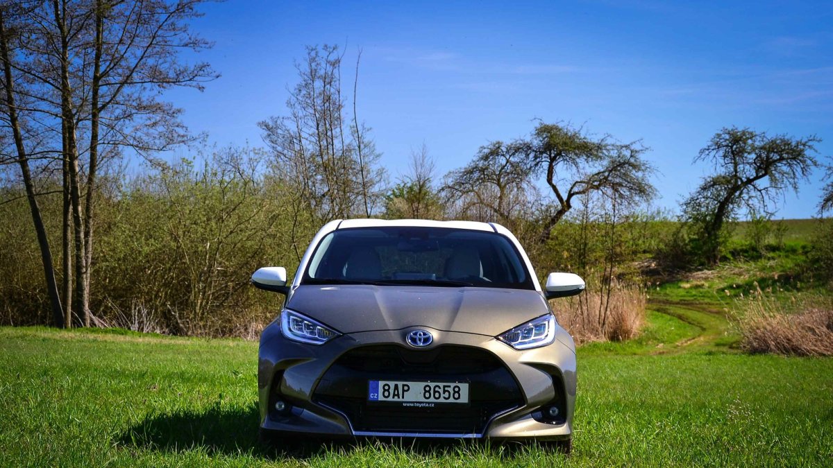 Toyota Yaris Hybrid