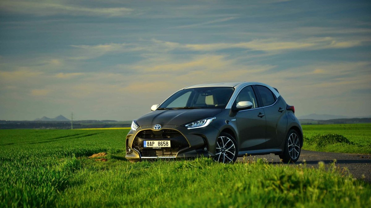 Toyota Yaris Hybrid