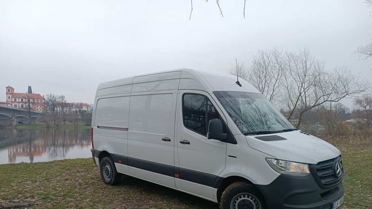 Mercedes-Benz eSprinter