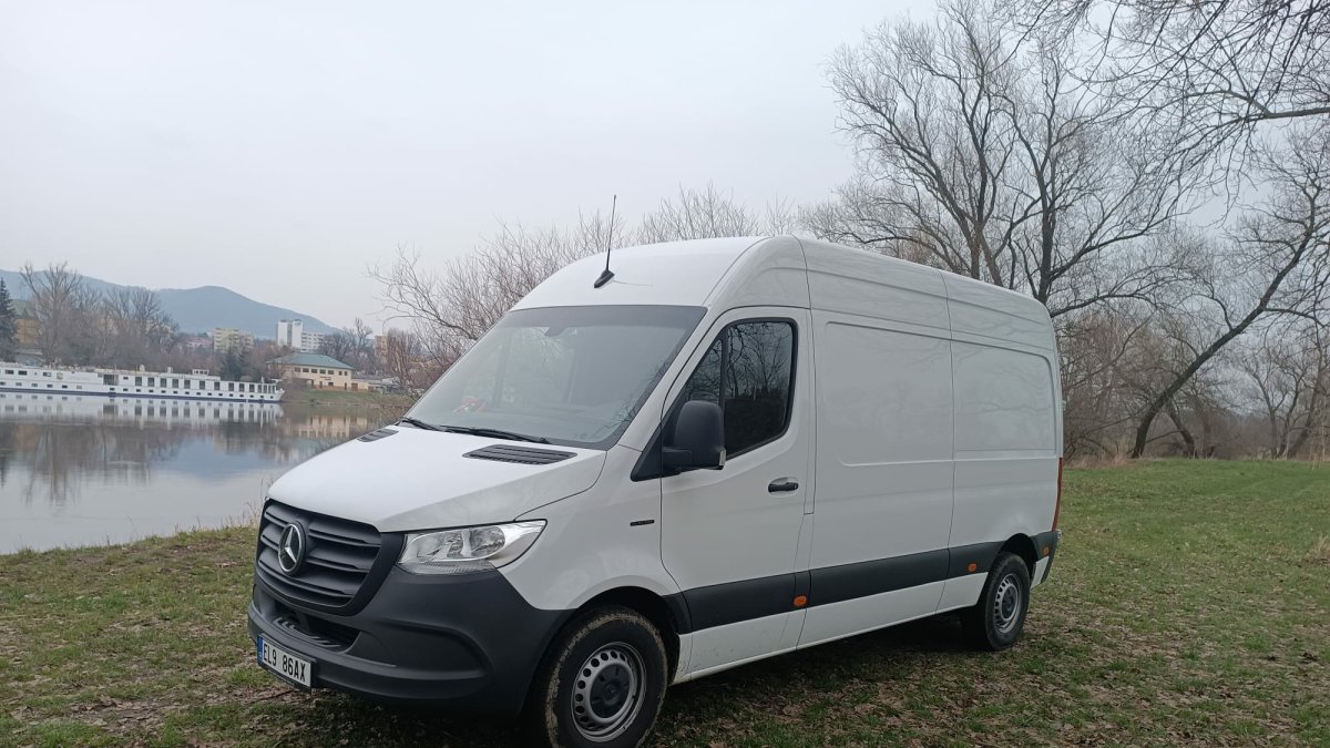 Mercedes-Benz eSprinter