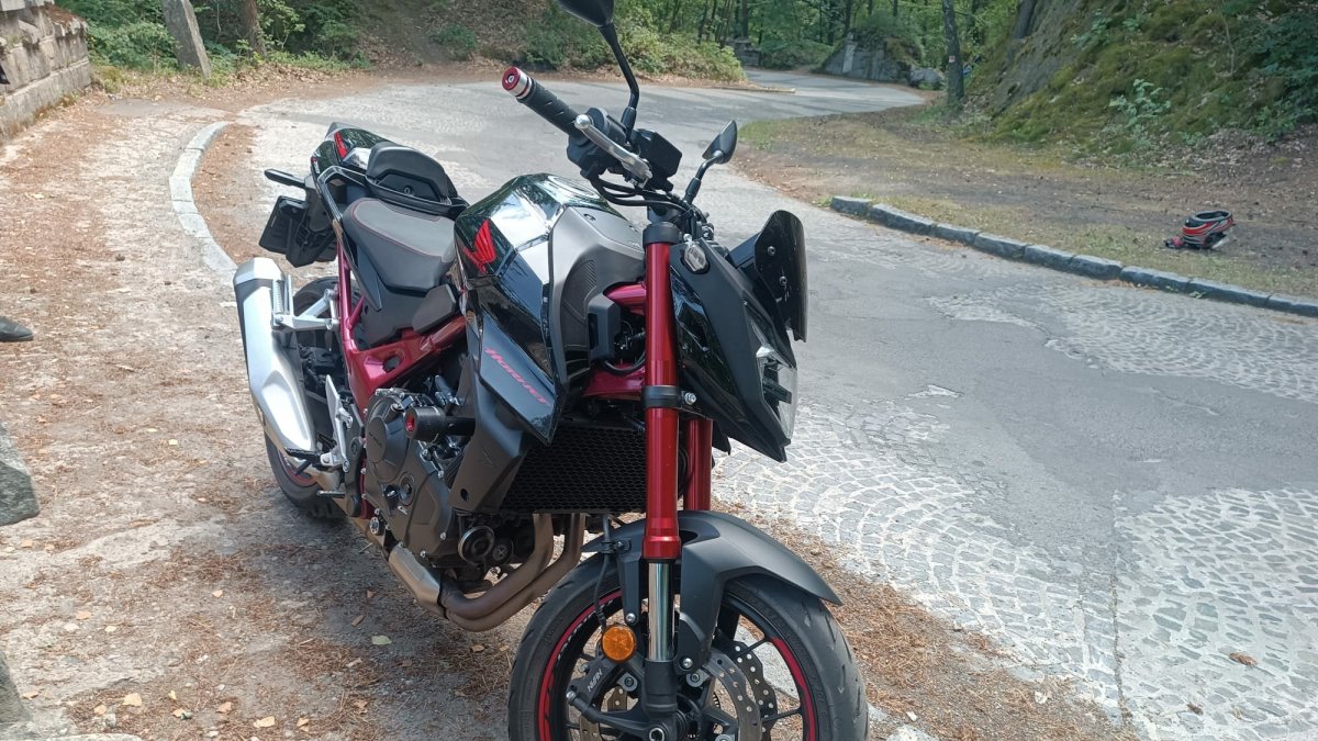 Honda CB750 Hornet